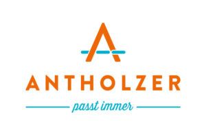 Logo „Antholzer“ mit dem Zusatz „passt immer“.